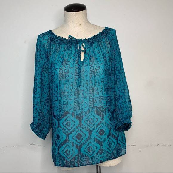 Women’s Top by Eight Sixty Size Petite Small - Picture 11 of 11